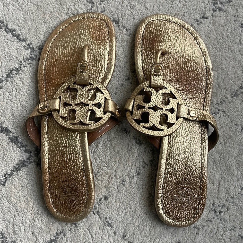 Tory Burch gold sandals. Women’s US size 10M.